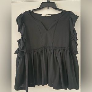 Black blouse size large Never worn
